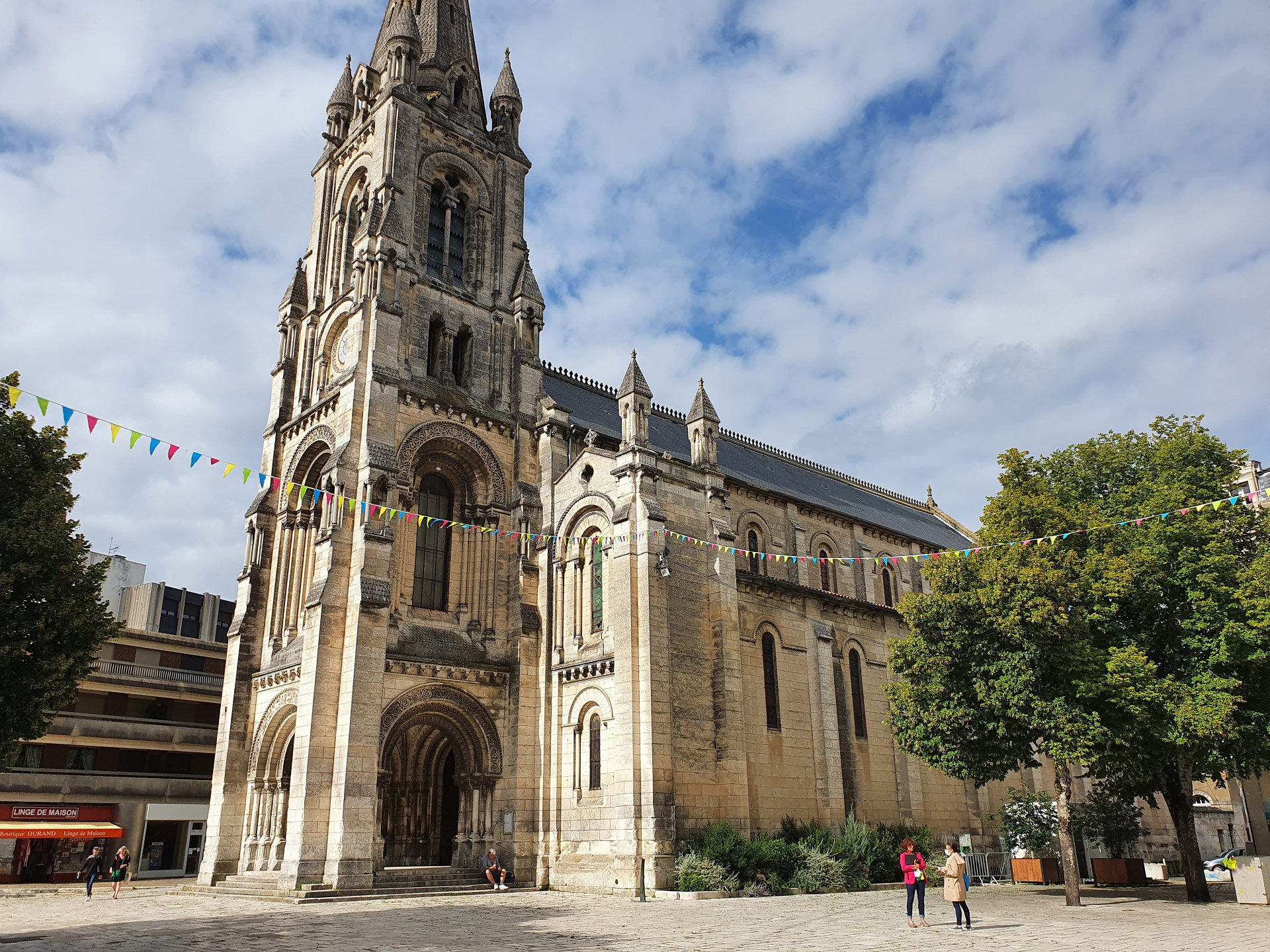Église Saint-Martial, Angoulême